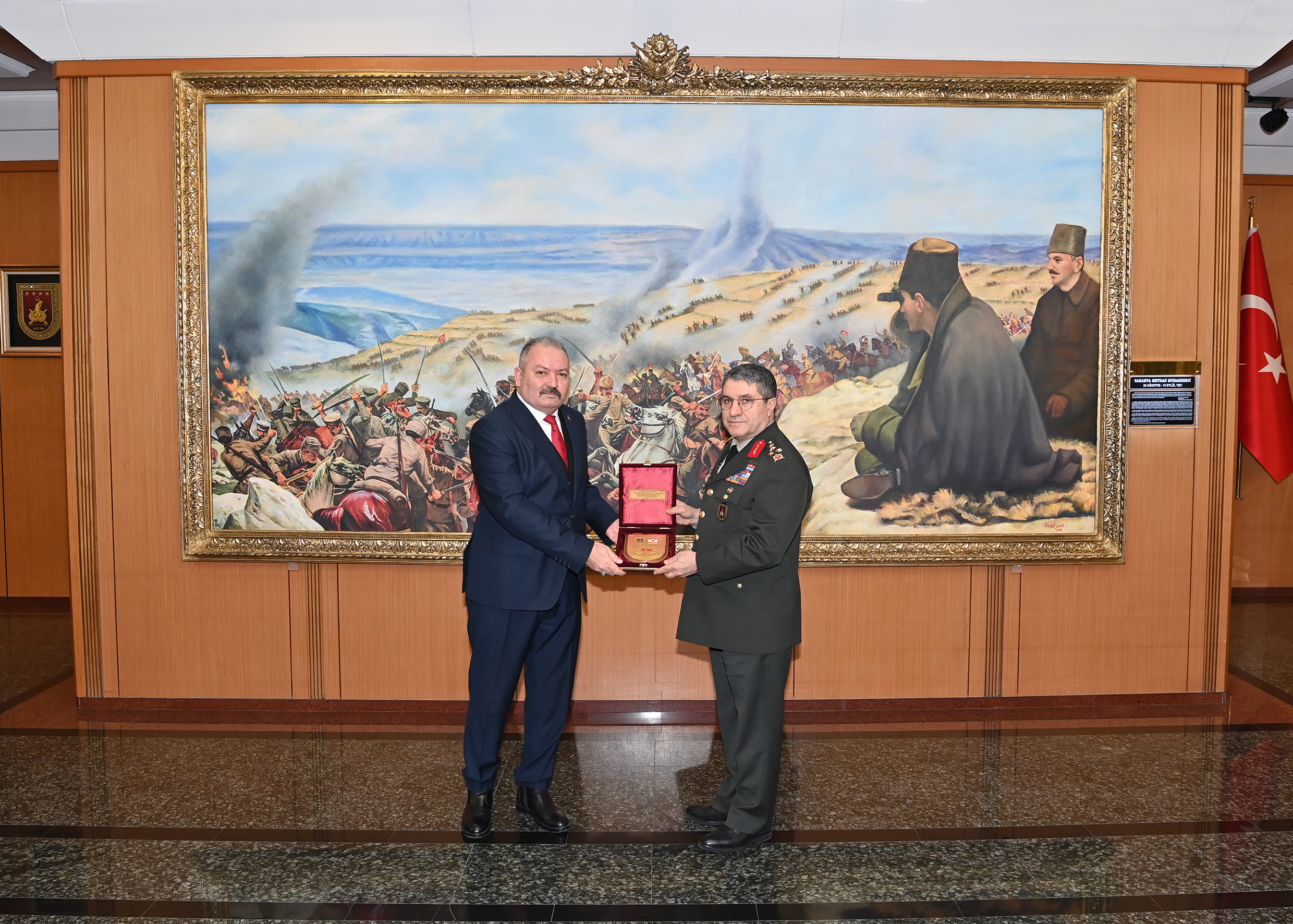 Temud yönetimi ile beraber Sayın Kara Kuvvetleri Komutanımız Orgeneral Selçuk Bayraktaroğlu’nu ziyaret icra edilmiştir 